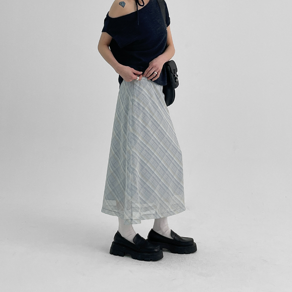 [BLACK UP] Chiffon Checkered Long Skirt