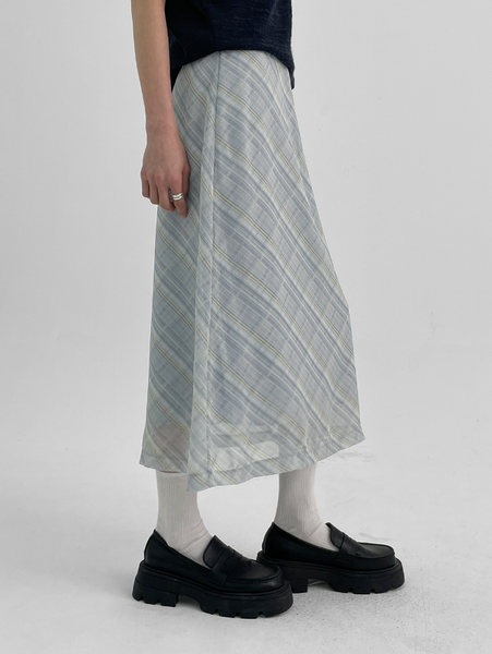 [BLACK UP] Chiffon Checkered Long Skirt