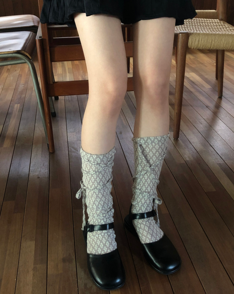 [DUNGEUREON] Bibi Lace Socks