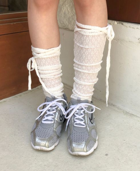 [DUNGEUREON] Bibi Lace Socks