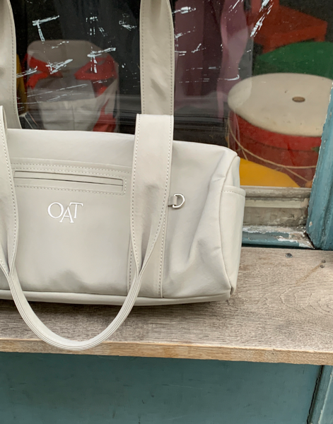 [98°C][OAT] Cylinder Shoulder Bag