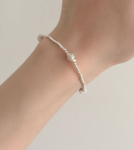 [moat] Lyn Pearl Bracelet (Silver925)