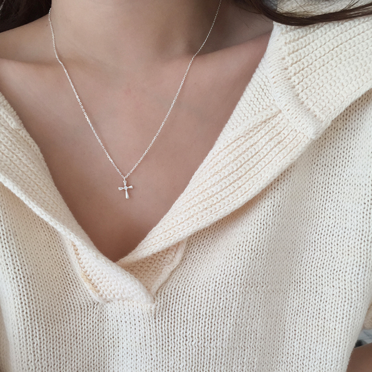 [moat] Cross Cubic Necklace (Silver925)