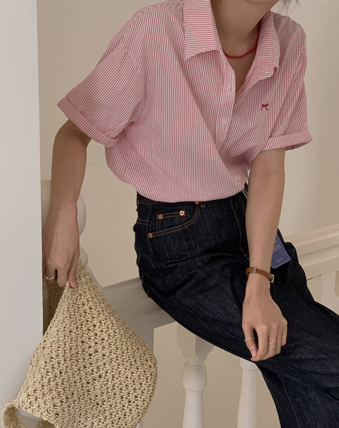 [FROM HEAD TO TOE] *Love From* Ribbon Roll-Up Embroidery Short-Sleeved Shirt