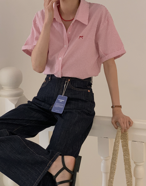 [FROM HEAD TO TOE] *Love From* Ribbon Roll-Up Embroidery Short-Sleeved Shirt