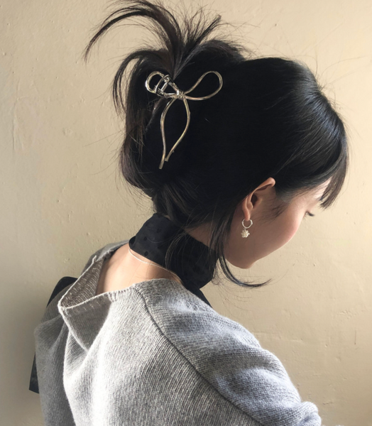 [DUNGEUREON] Silver Lara Ribbon Hair Tongs