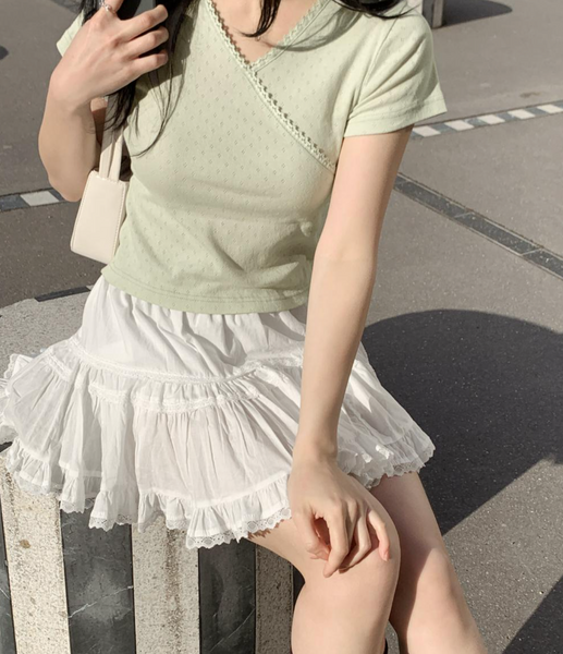 [98°C] Dart Lace Wrap T-shirt