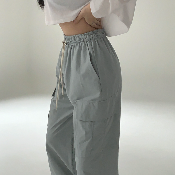 [CREAM CHEESE] Nylon Two-way String Jogger Pants