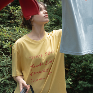 [HOTEL PARIS CHILL] Tomato T-Shirt (Vanilla)