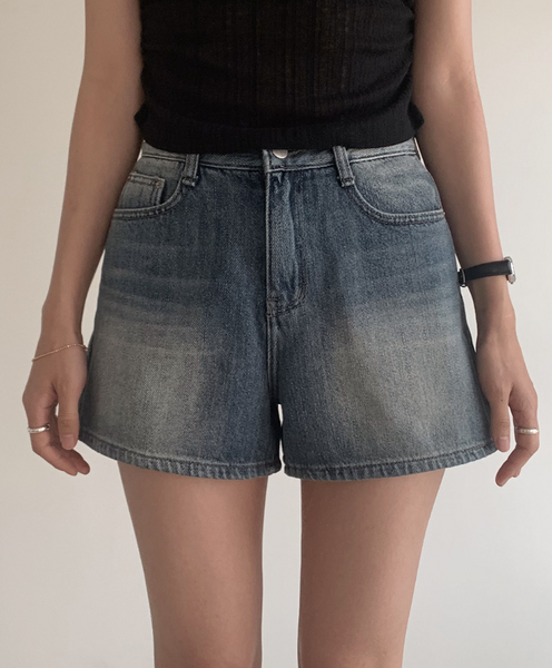 [SLOWAND] # SLOWMADE Earl Grey Vintage Washing Denim Shorts