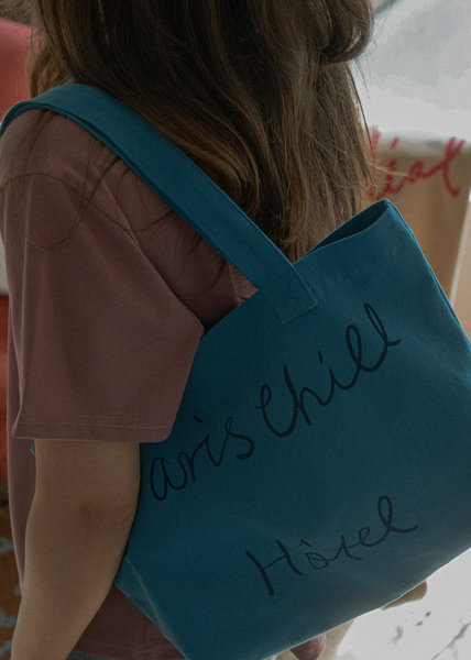 [HOTEL PARIS CHILL] Breezy Day Bag (Ocean)