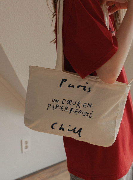 [HOTEL PARIS CHILL] Paper Heart Puffer Bag (Linen)