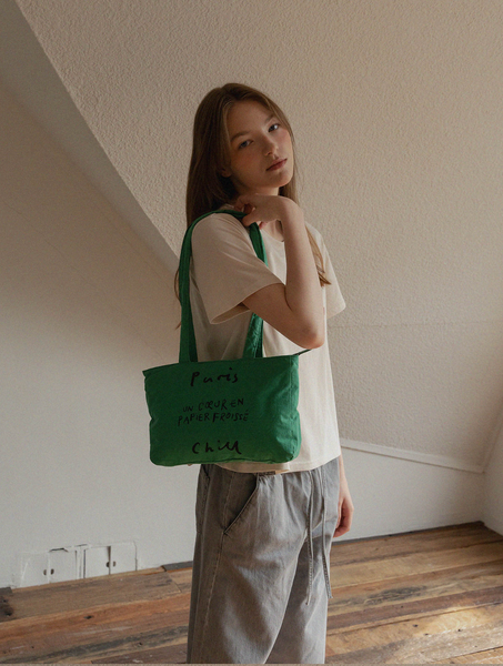 [HOTEL PARIS CHILL] Paper Heart Puffer Bag (Green)