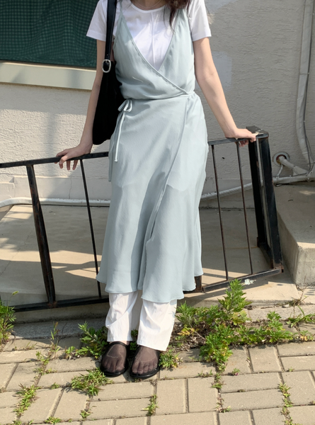 [98°C] Greek Layered Wrap Dress