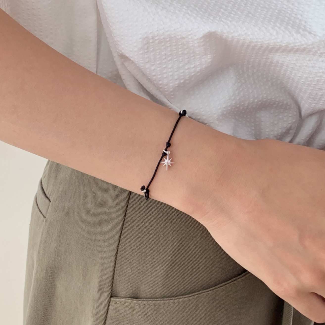 [SOYE PI-NE] Say Light Knot Bracelet