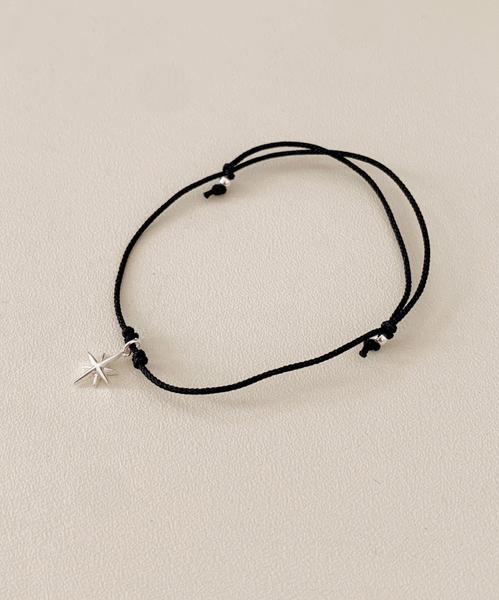 [SOYE PI-NE] Say Light Knot Bracelet