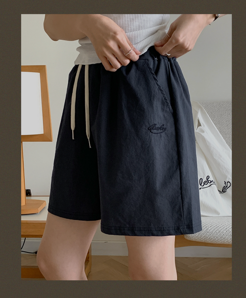 [FROM HEAD TO TOE] Banding Cotton Embroidered Shorts