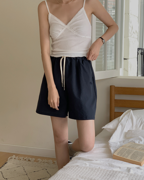 [FROM HEAD TO TOE] Banding Cotton Embroidered Shorts