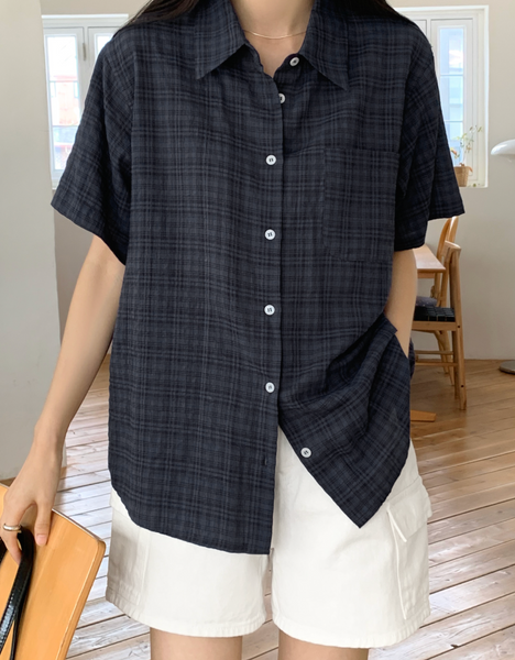 [98°C] Winnie Checkered Loose Fit Short-Sleeved Shirt