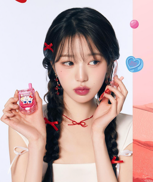 [AMUSE] Hello Kitty Lip and Cheek Cell Phone