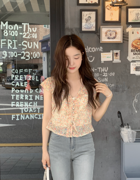 [98°C] Chiffon Flower Blouse