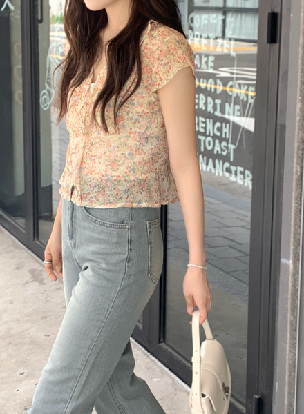 [98°C] Chiffon Flower Blouse