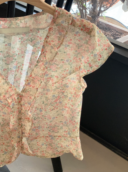 [98°C] Chiffon Flower Blouse