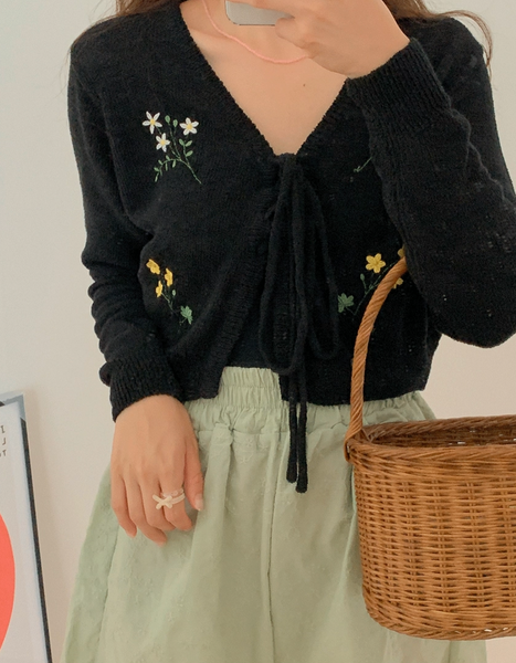 [bysovel] Embroidered Shorts