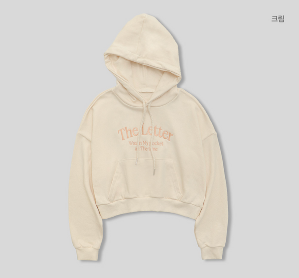 [98°C] Letter Embroidered Crop Hoodie