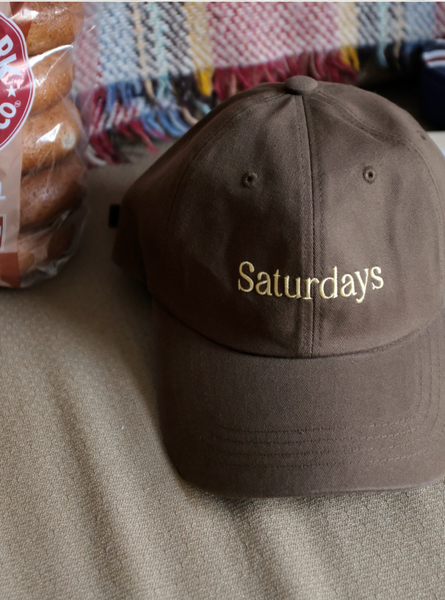 [98°C] Saturday Embroidered Cotton Ball Cap