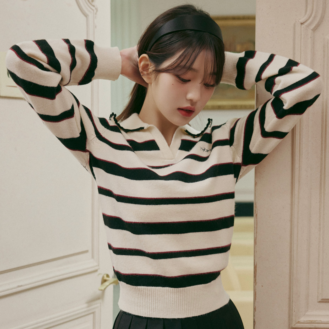 [rola rola] V NECK COLLAR STRIPE KNIT PULLOVER IVORY