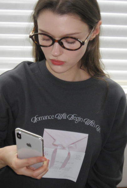 [Letter from Moon] Ribbon Letter Sweatshirt (Charcoal)