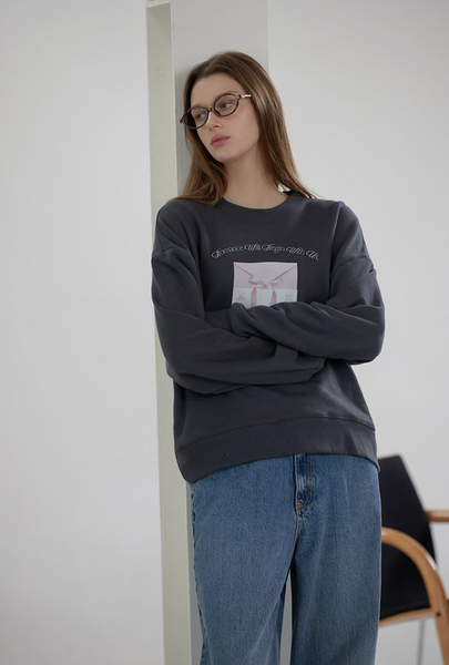 [Letter from Moon] Ribbon Letter Sweatshirt (Charcoal)