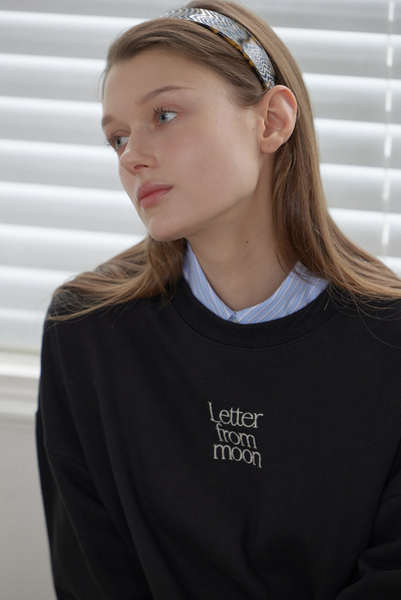 [Letter from Moon] Logo Silver Embroidered Sweatshirt (Black)