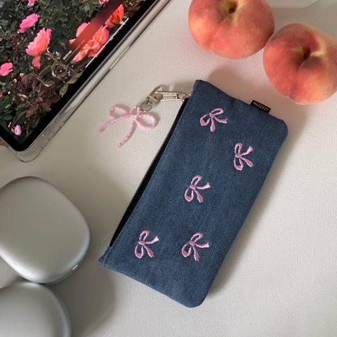 [MAZZZZY] Ribbon Pattern Denim Pencil Case