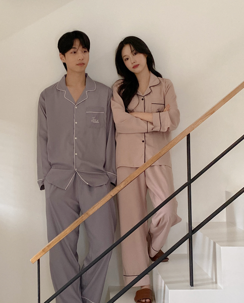 [Juuneedu] Low Cetin Embroidered Pyjama Set