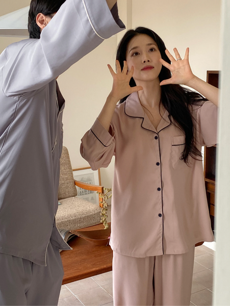 [Juuneedu] Low Cetin Embroidered Pyjama Set