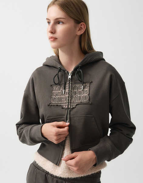 [MARITHÉ FRANÇOIS GIRBAUD] W CLASSIC LOGO CROP HOODIE ZIPUP Charcoal