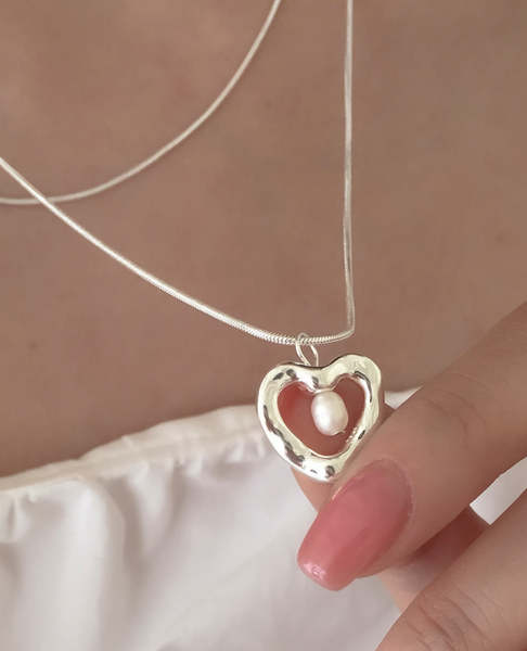 [moat] Sera Heart Necklace (Silver925)