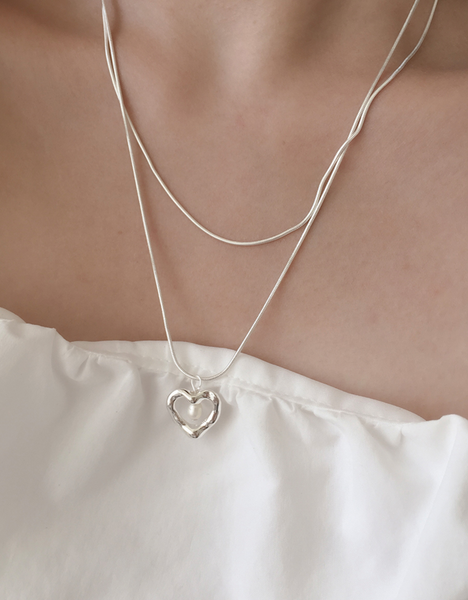 [moat] Sera Heart Necklace (Silver925)