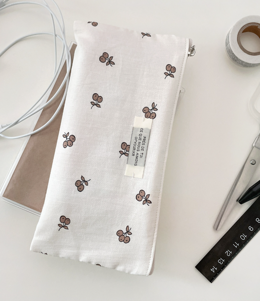 [OFYOUR] Pencil Case (Brown Berries)