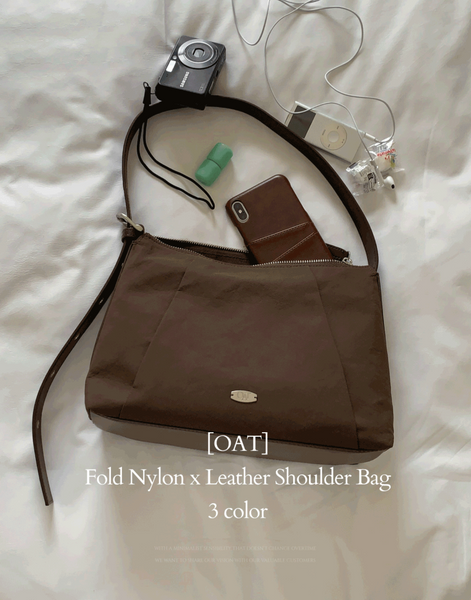 [98°C][OAT] Fold Nylon x Leather Shoulder Bag