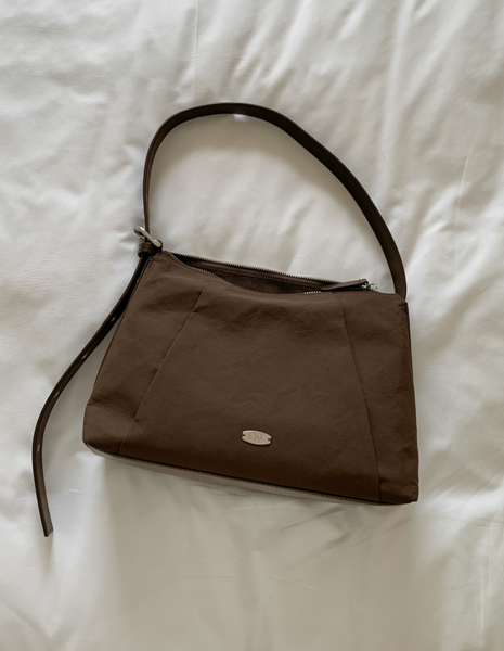 [98°C][OAT] Fold Nylon x Leather Shoulder Bag