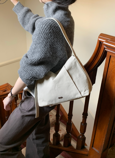 [98°C][OAT] Fold Nylon x Leather Shoulder Bag