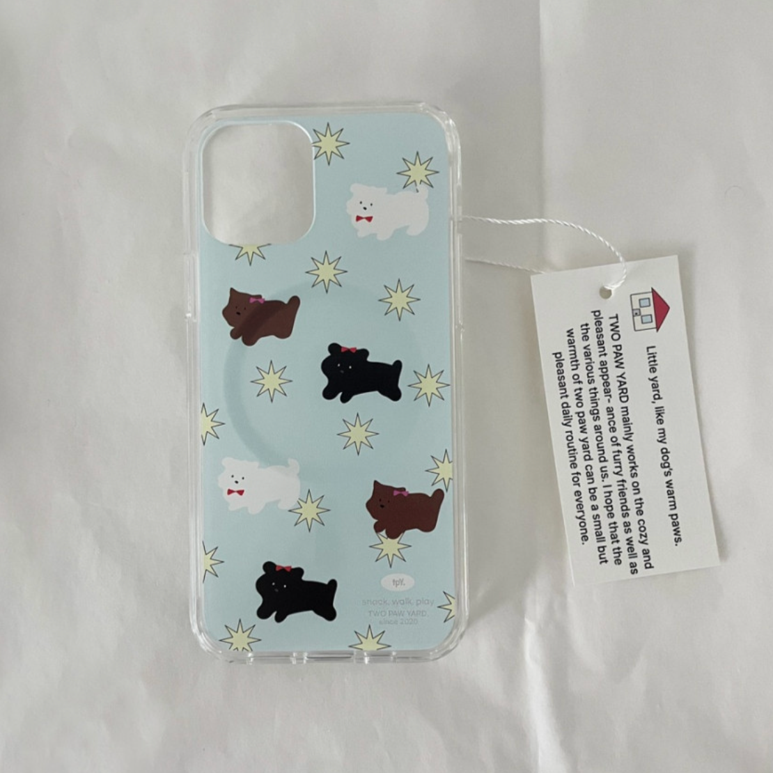 [two paw yard.] Happy Puppy Sky Magsafe Phone Case