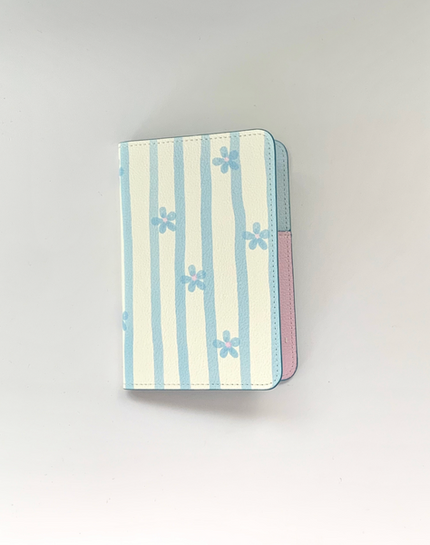 [OLIVET] Drawing Pattern Passport Holder