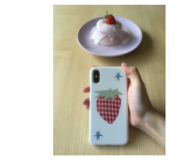 [1081] ⋰˚✩ Strawberry Phone Case