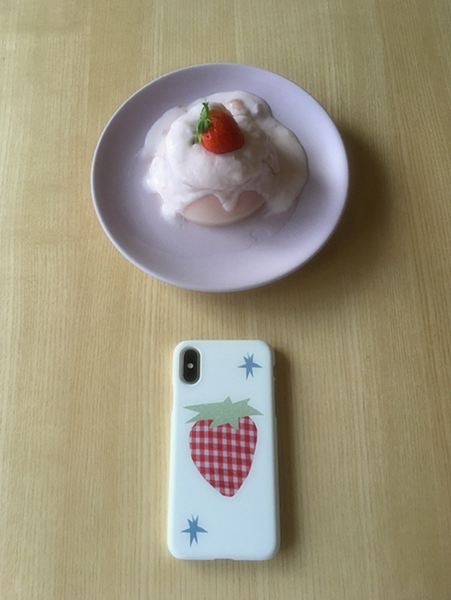 [1081] ⋰˚✩ Strawberry Phone Case