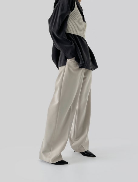 [AUTUMN] Essential Slacks