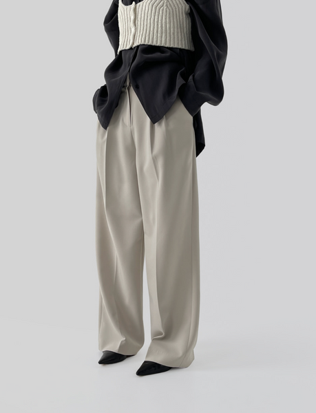 [AUTUMN] Essential Slacks